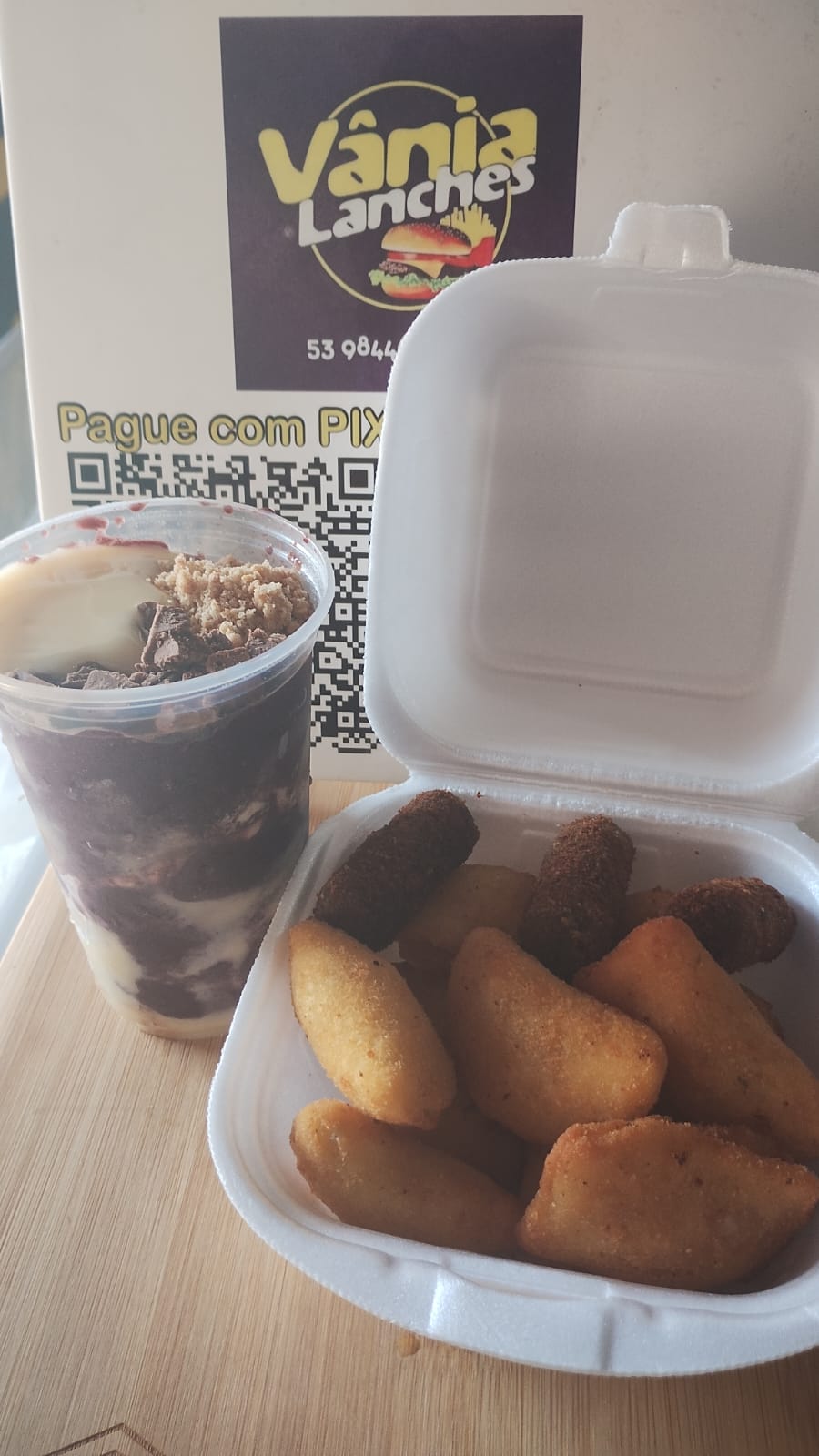 Combo açaí c/Salgados